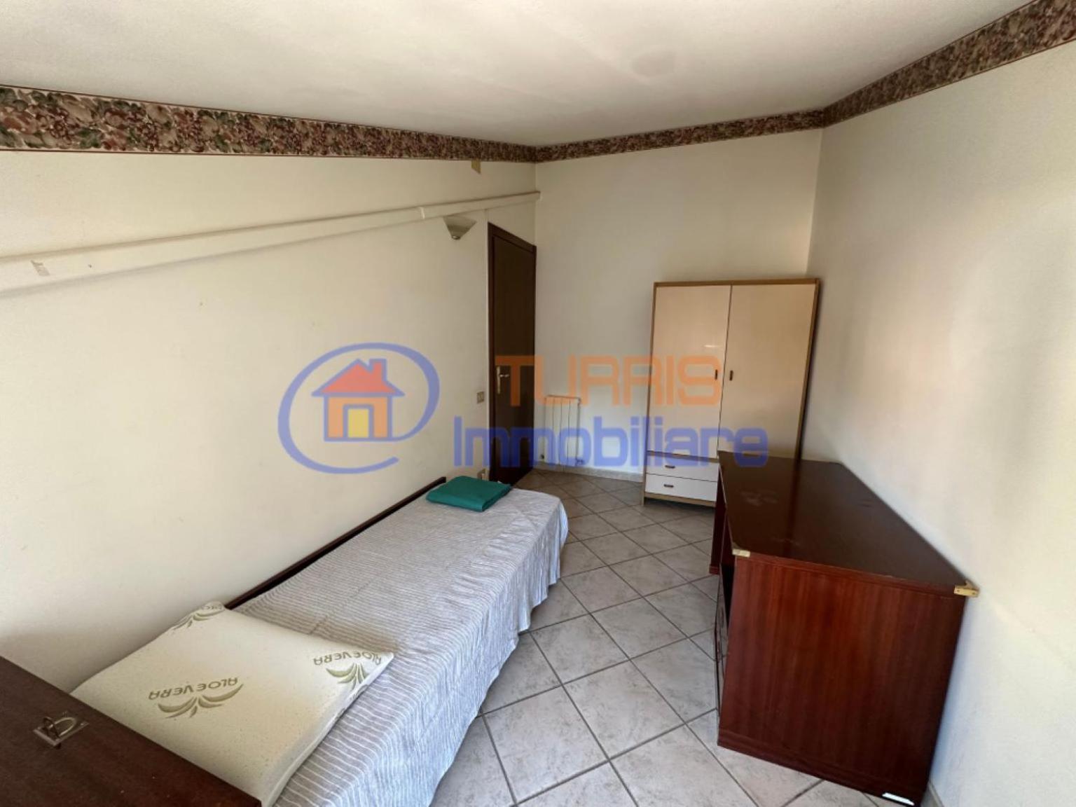 La Mansarda Di Via Galilei Apartment Porto Torres Bagian luar foto
